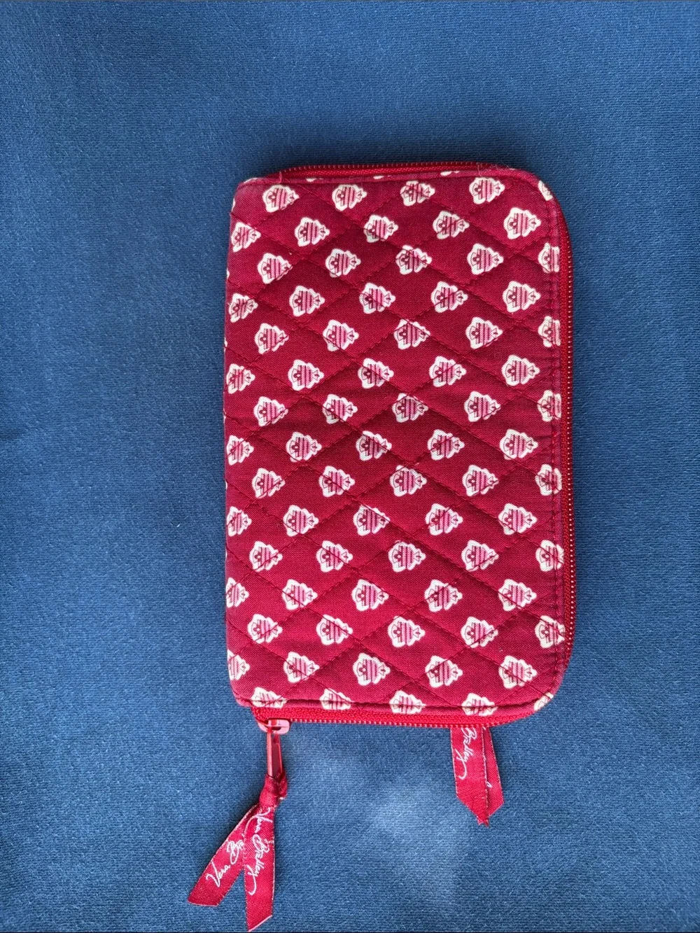 Vera Bradley Red Quilted Zip Wallet with Black Paisley Accent - Picture 8 of 12